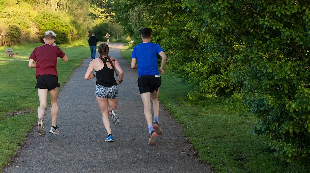 Cholesterol a sport: jak wpływa na poziom?